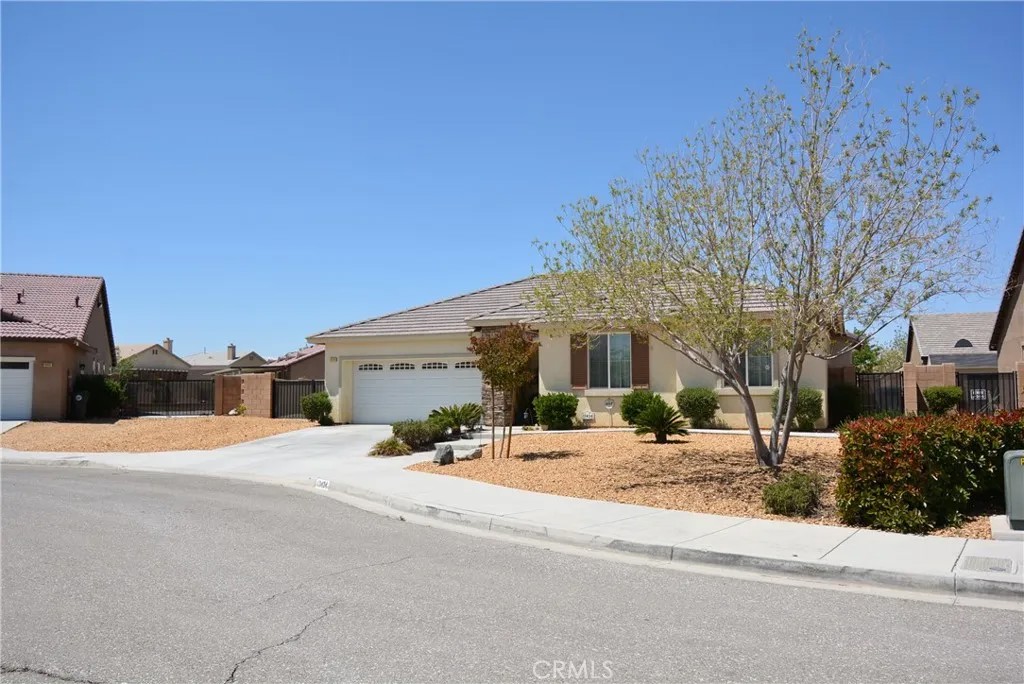 13434 Warren Place