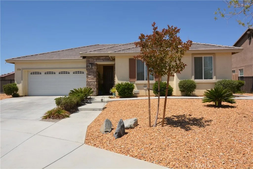 13434 Warren Place