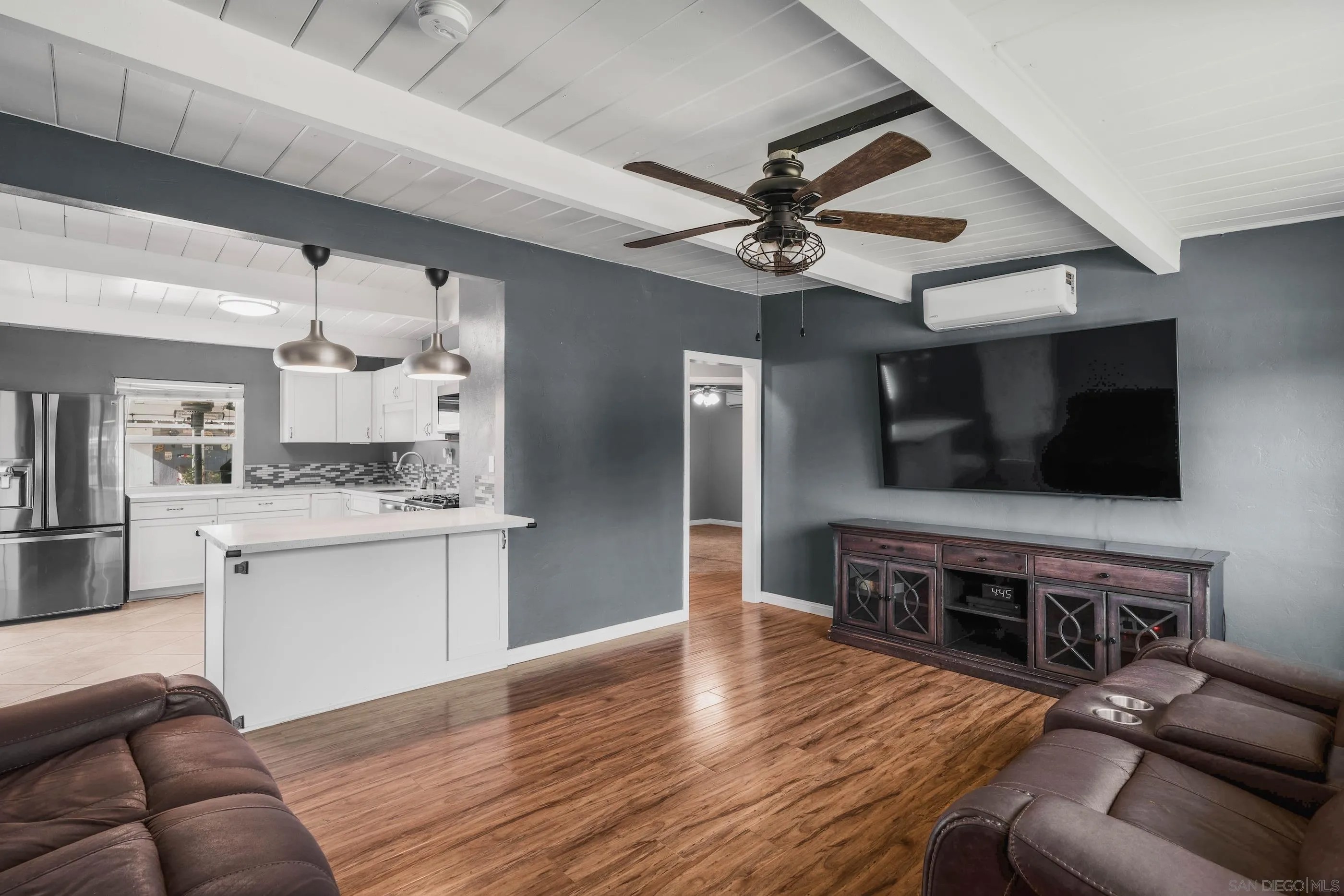 346 Patricia Ln