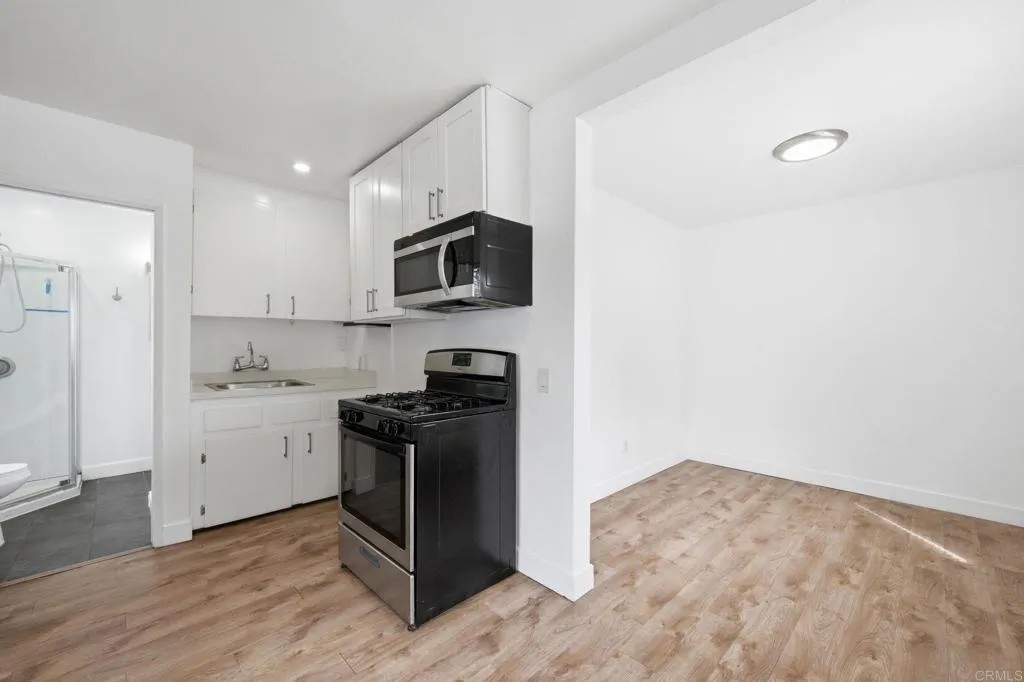 411 G Street