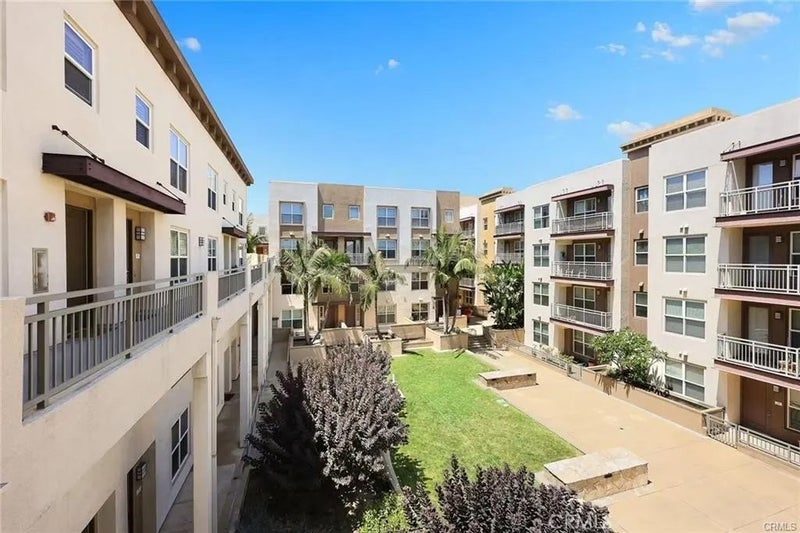68 E Bay State Street 3G