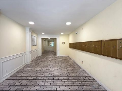 Tiny photo for 424 S Westmoreland Avenue #306, Los Angeles, CA 90020 (MLS # OC26022736)