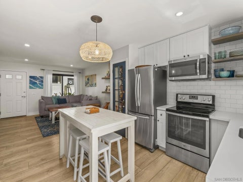 Tiny photo for 3825 Caminito Litoral #212, San Diego, CA 92107 (MLS # 260019528)
