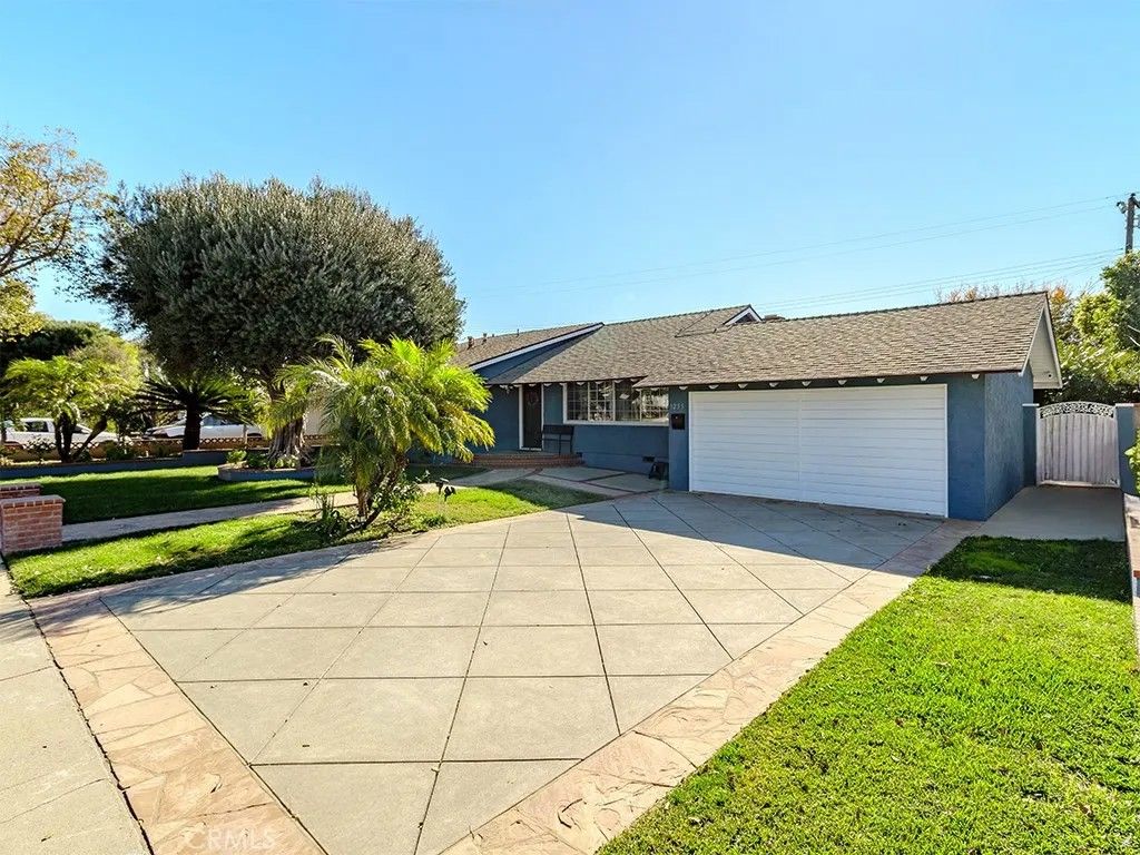 Photo of 1255 W D St, Ontario, CA 91762 (MLS # IV26002016)