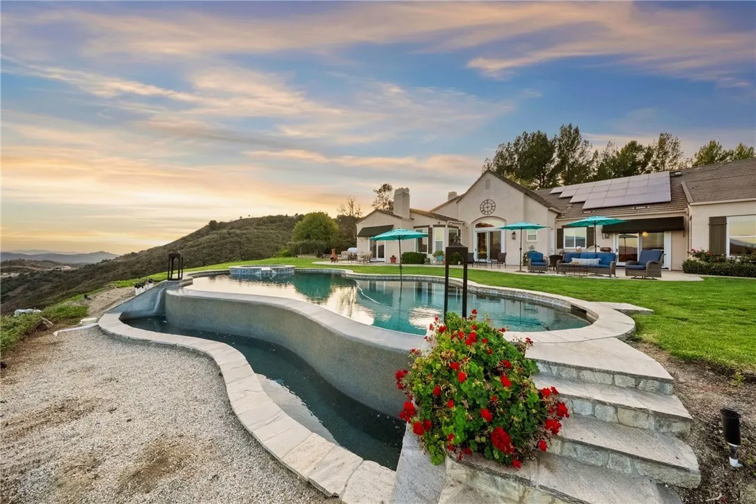 27630 Morning Glory Circle