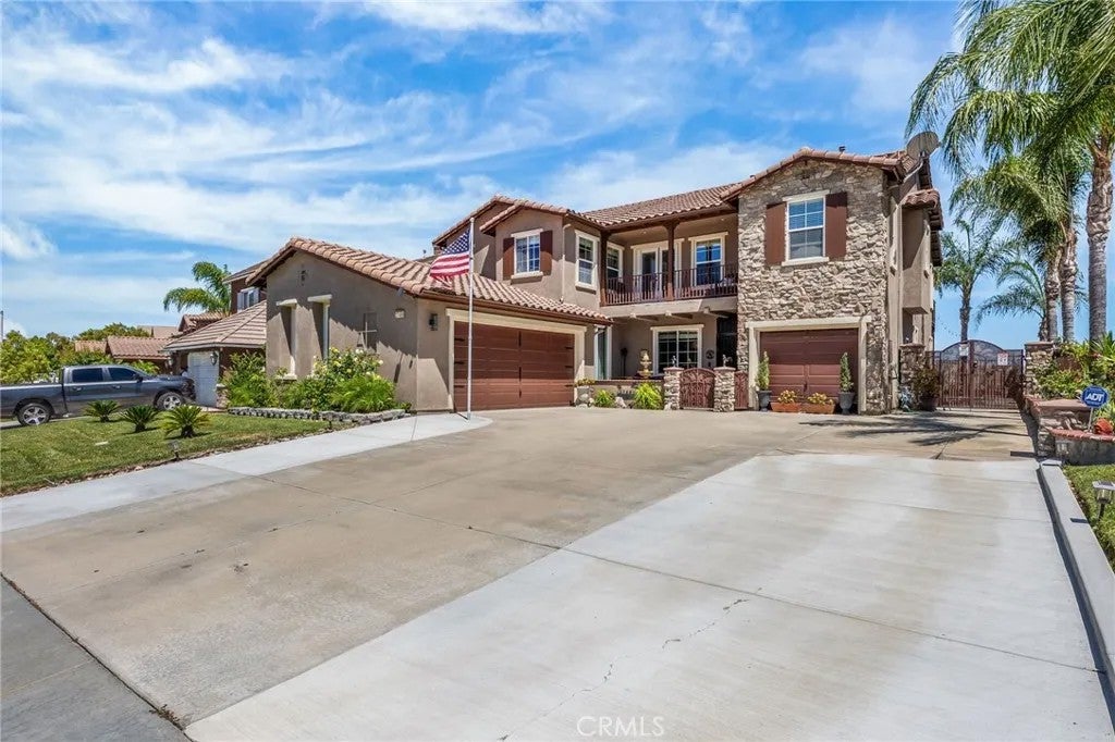 27488 Murrieta Oaks