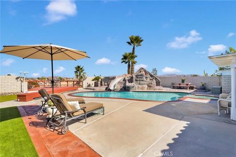 Tiny photo for 18476 Talisman St, Hesperia, CA 92345 (MLS # HD25242631)