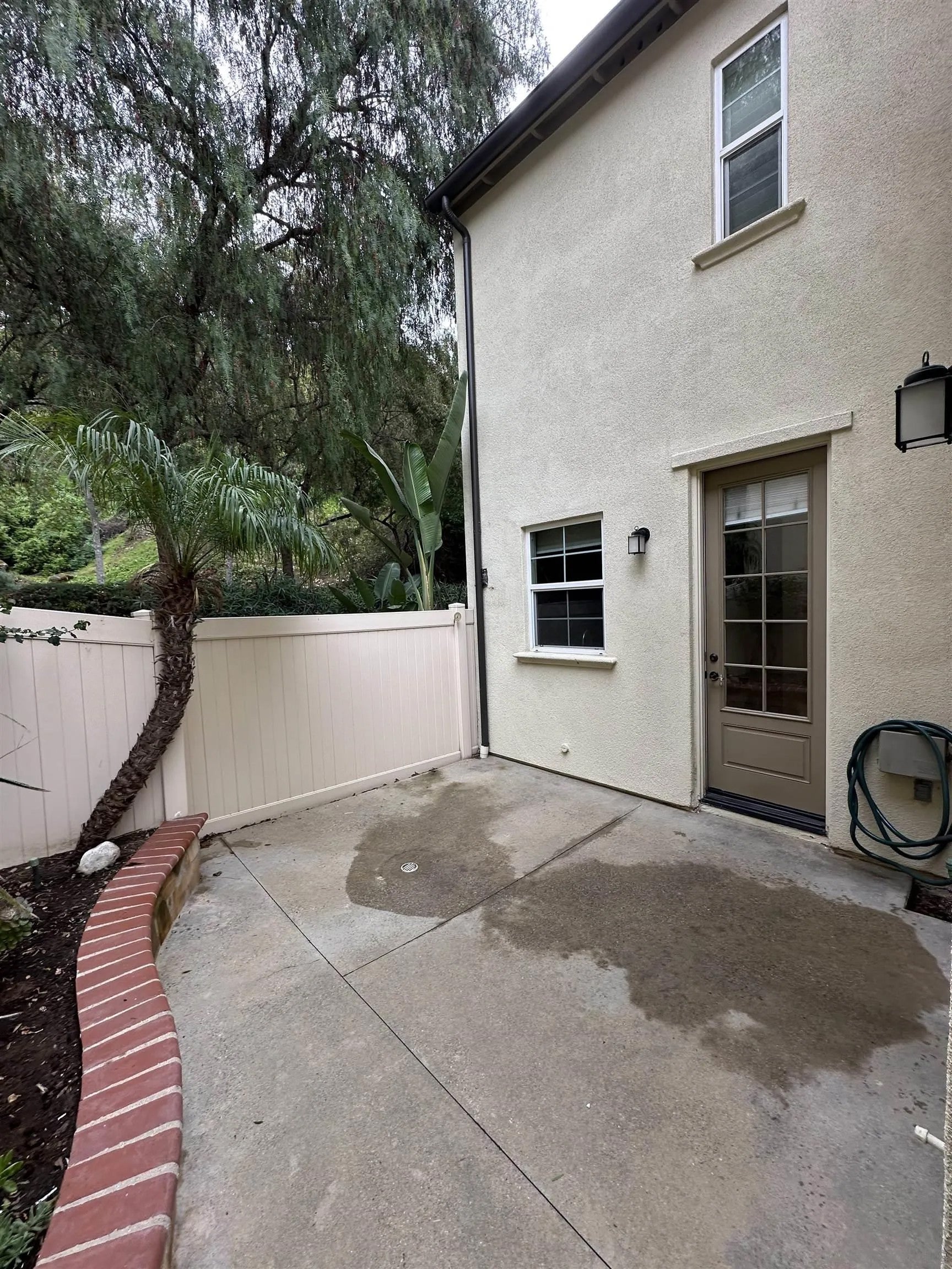 882 Sunset Place