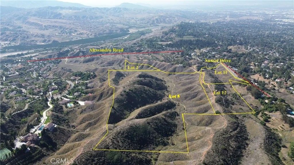 Photo of 0 Sunset, Redlands, CA 92373 (MLS # IG26107877)