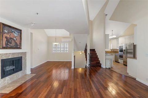 Tiny photo for 221 Violet Ave, Monrovia, CA 91016 (MLS # PW25273344)