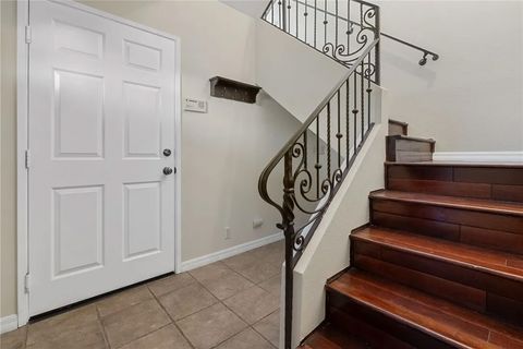 Tiny photo for 221 Violet Ave, Monrovia, CA 91016 (MLS # PW25273344)