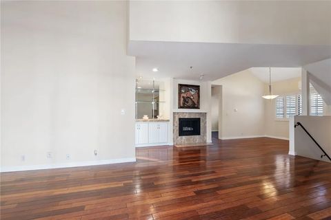 Tiny photo for 221 Violet Ave, Monrovia, CA 91016 (MLS # PW25273344)