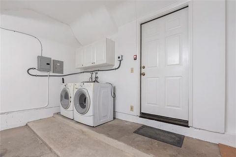 Tiny photo for 221 Violet Ave, Monrovia, CA 91016 (MLS # PW25273344)