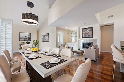 Tiny photo for 221 Violet Ave, Monrovia, CA 91016 (MLS # PW25273344)