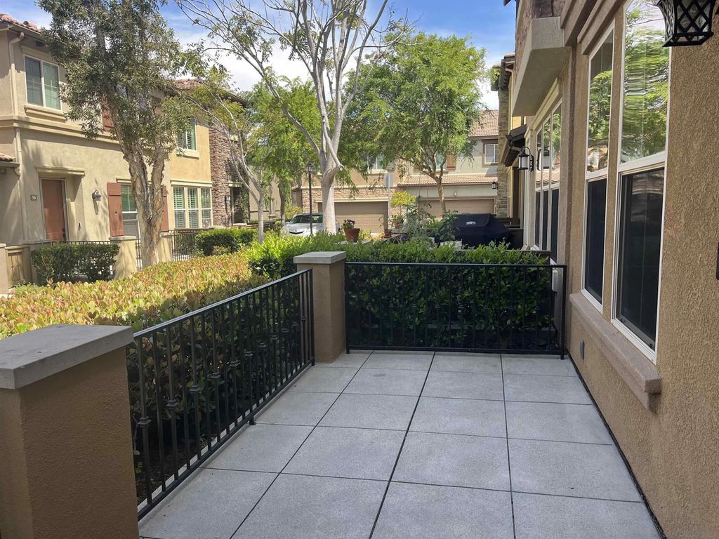 Photo of 10710 Canyon Grove Trl #31, San Diego, CA 92130 (MLS # 260008278)