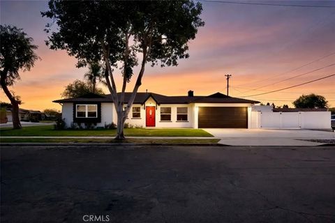 Photo of 603 S Priscilla St, Anaheim, CA 92806 (MLS # PW26060788)