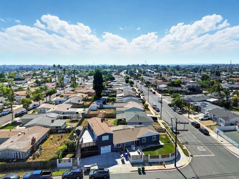Tiny photo for 8805 Larkdale Avenue, San Diego, CA 92123 (MLS # PTP2507685)