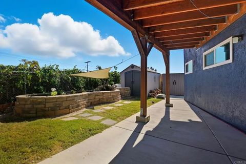 Tiny photo for 8805 Larkdale Avenue, San Diego, CA 92123 (MLS # PTP2507685)