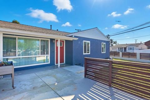 Tiny photo for 8805 Larkdale Avenue, San Diego, CA 92123 (MLS # PTP2507685)