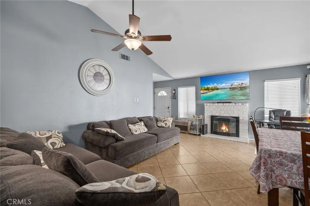 Photo of 10116 Bedford Dr, Rancho Cucamonga, CA 91730 (MLS # CV26036294)