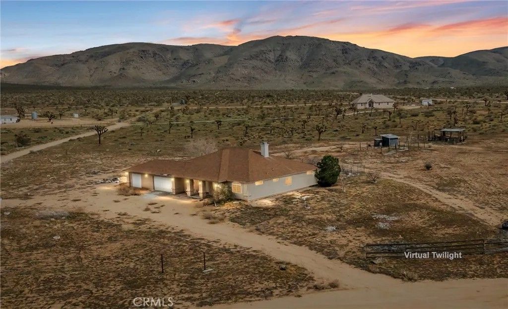 Photo of 26525 Papago Road, Apple Valley, CA 92307 (MLS # IG26032414)