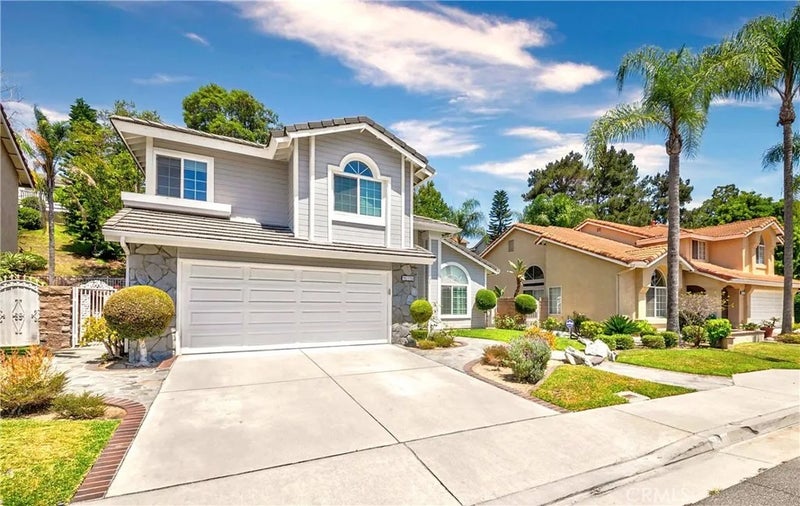 16119 Ridgeview Lane