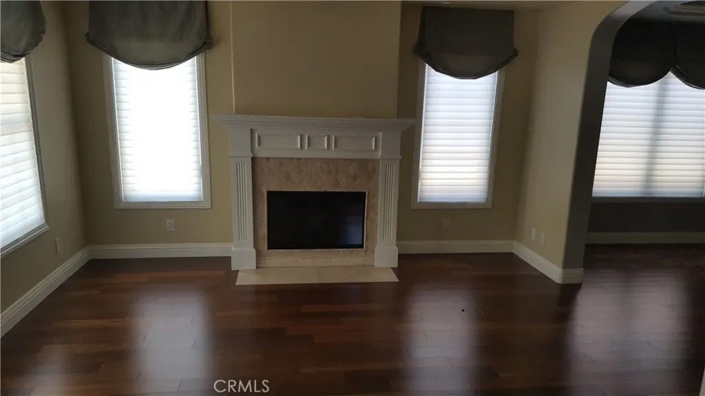 287 La Verne