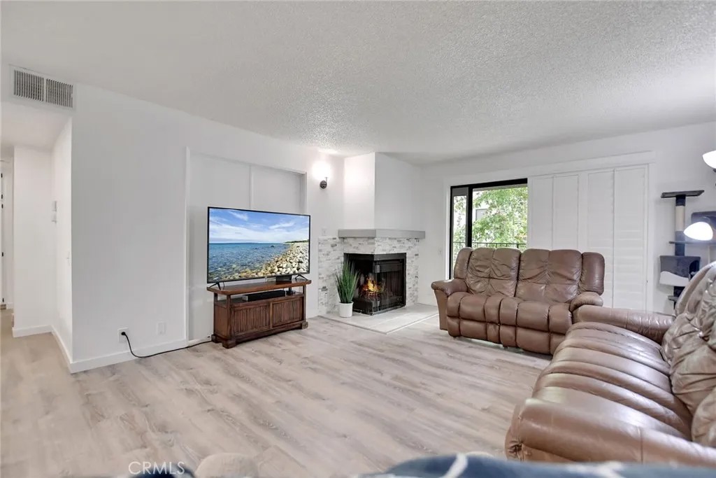 254 E Fern Avenue 107