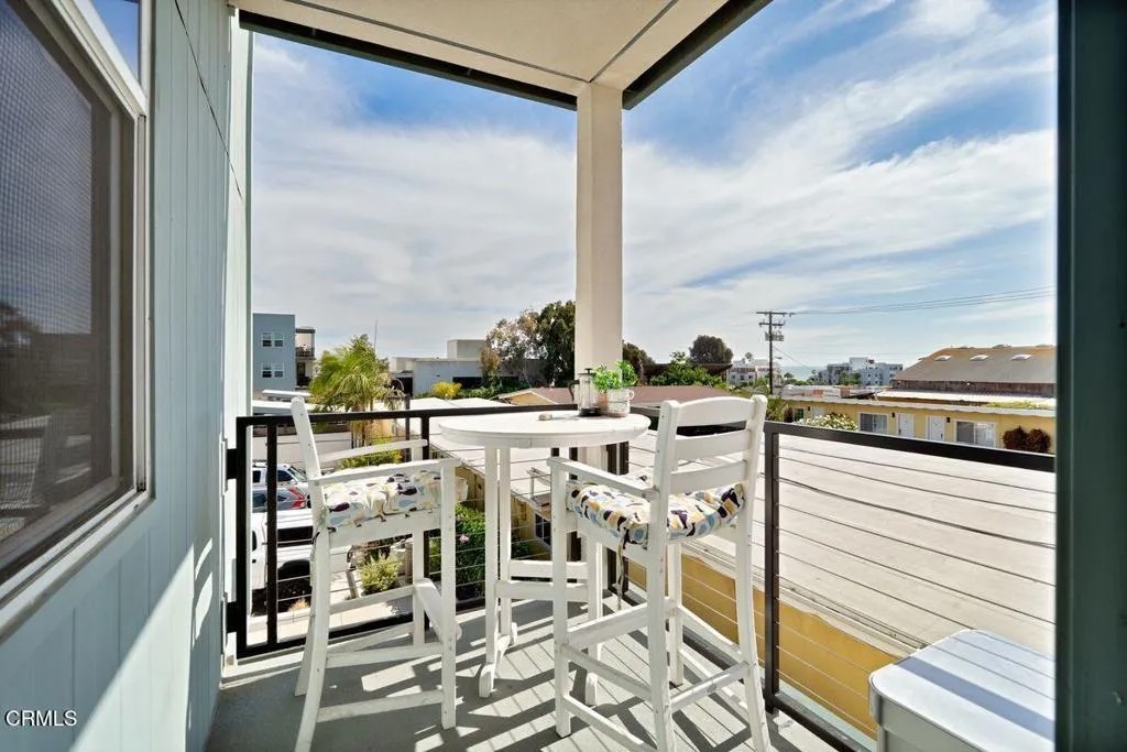 1230 E Thompson Boulevard 107