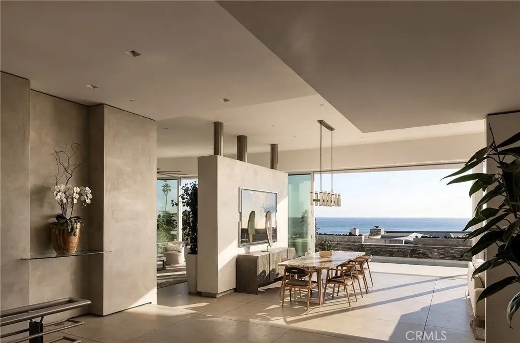 305 Calle Francesca