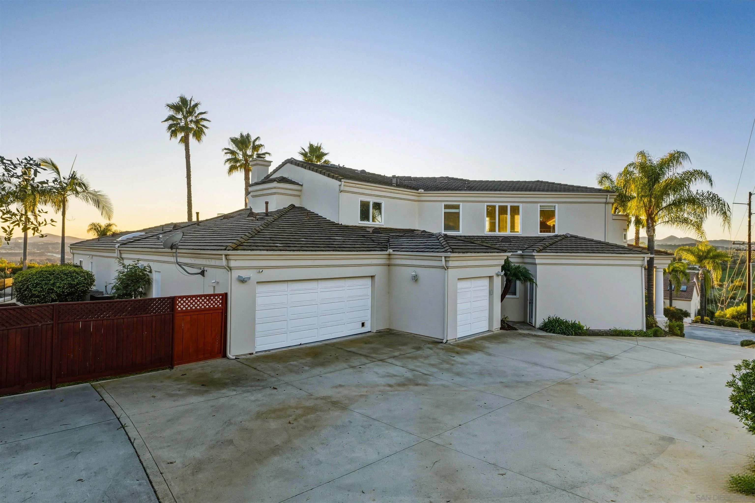 2464 Canyon Creek Rd