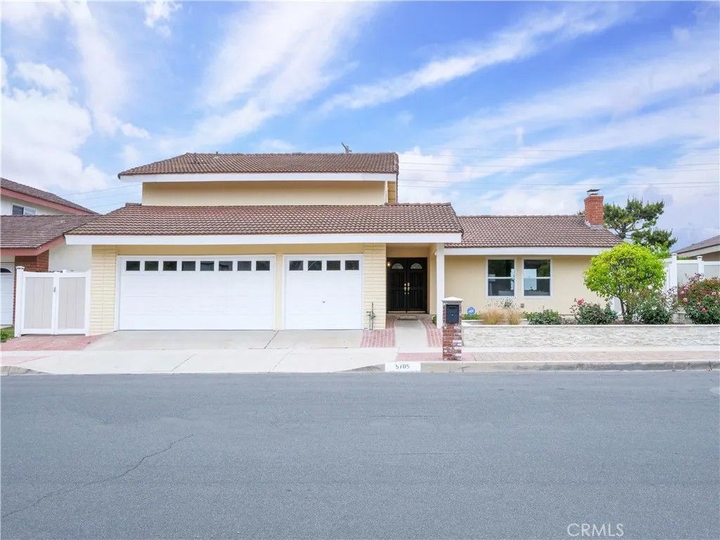 Photo of 5705 Mistridge Dr, Rancho Palos Verdes, CA 90275 (MLS # PV25266084)
