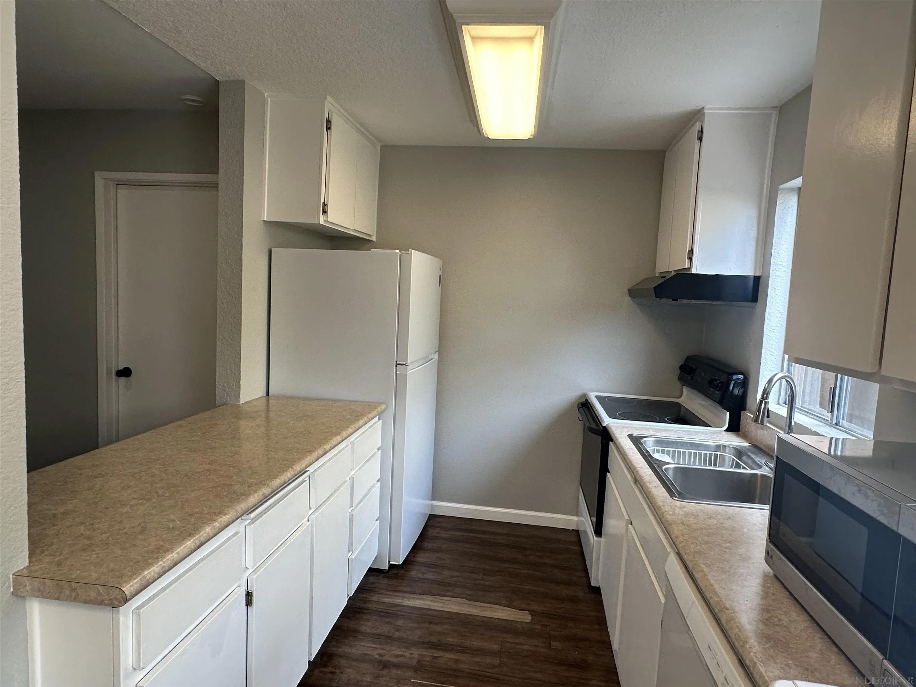 3142 Midway Drive B112