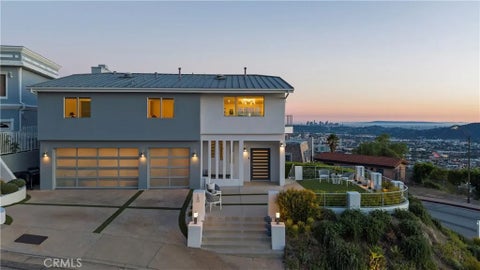 Photo of 180 Aspen Oak LN, Glendale, CA 91207 (MLS # BB26217391)