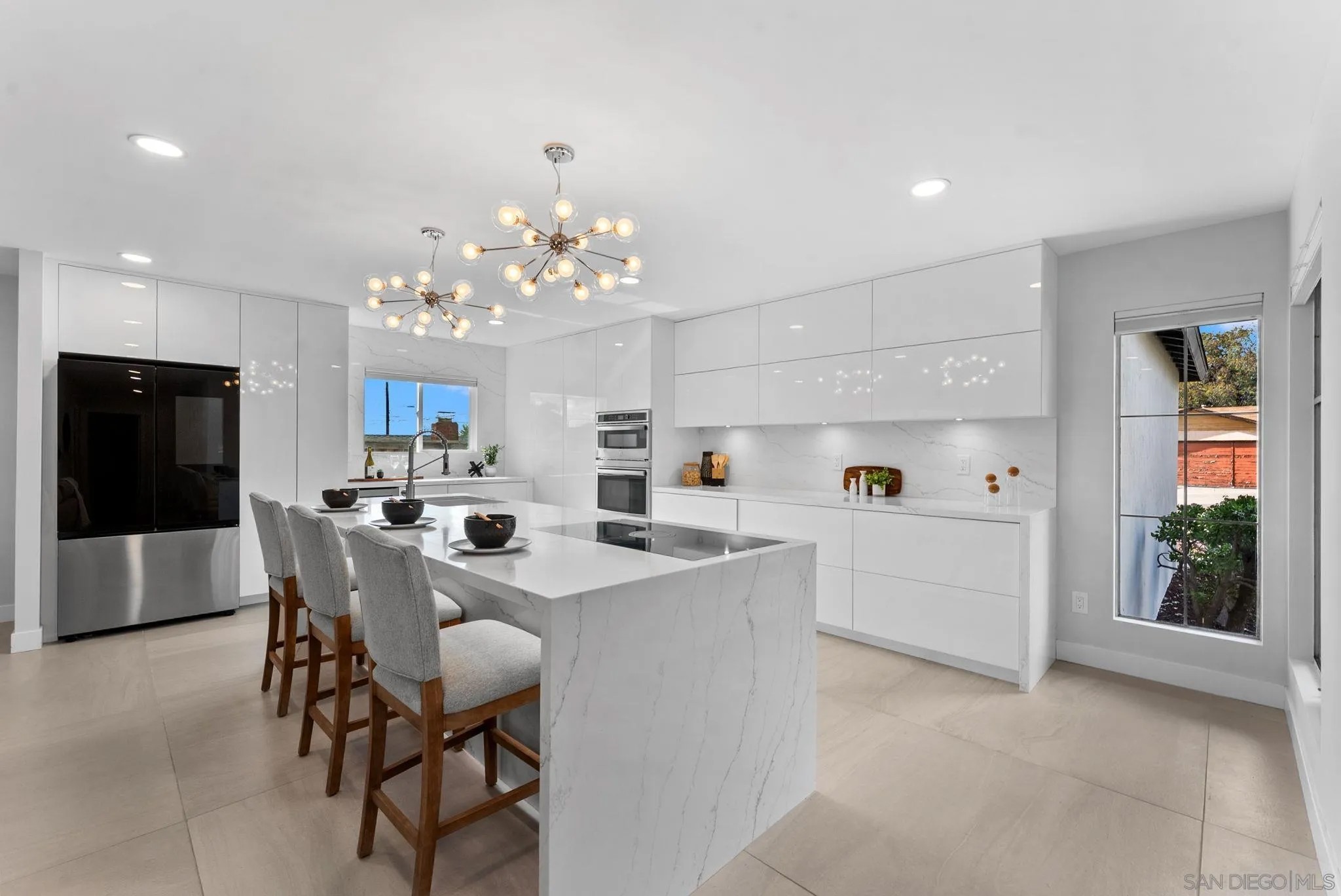 6725 Boulder Lake Ave