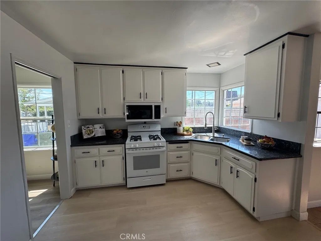 3038 Herrington Avenue