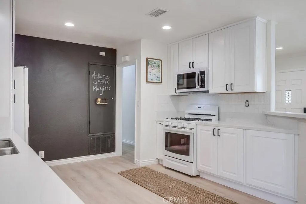 Photo of 430 E Mayfair Avenue, Orange, CA 92867 (MLS # OC26053652)