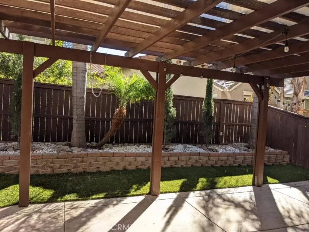 Photo of 40200 Bellevue Drive, Temecula, CA 92591 (MLS # SW26023630)