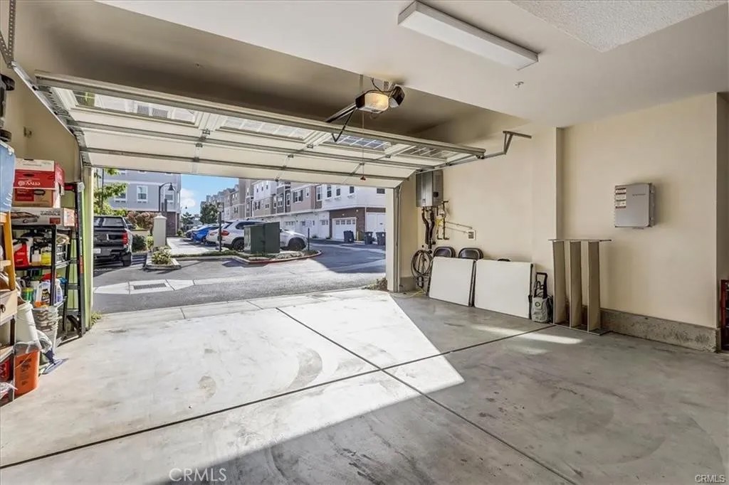 1028 N Anaheim Boulevard North 9