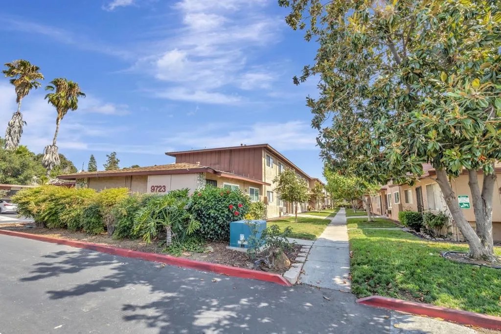 9723 Winter Gardens Boulevard 131