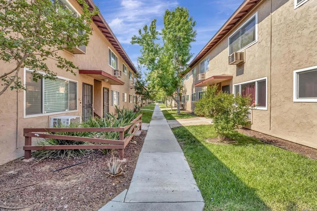 9723 Winter Gardens Boulevard 131