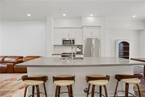 283 Dockside Lane, San Pedro, CA 90731 - #: SB26178475