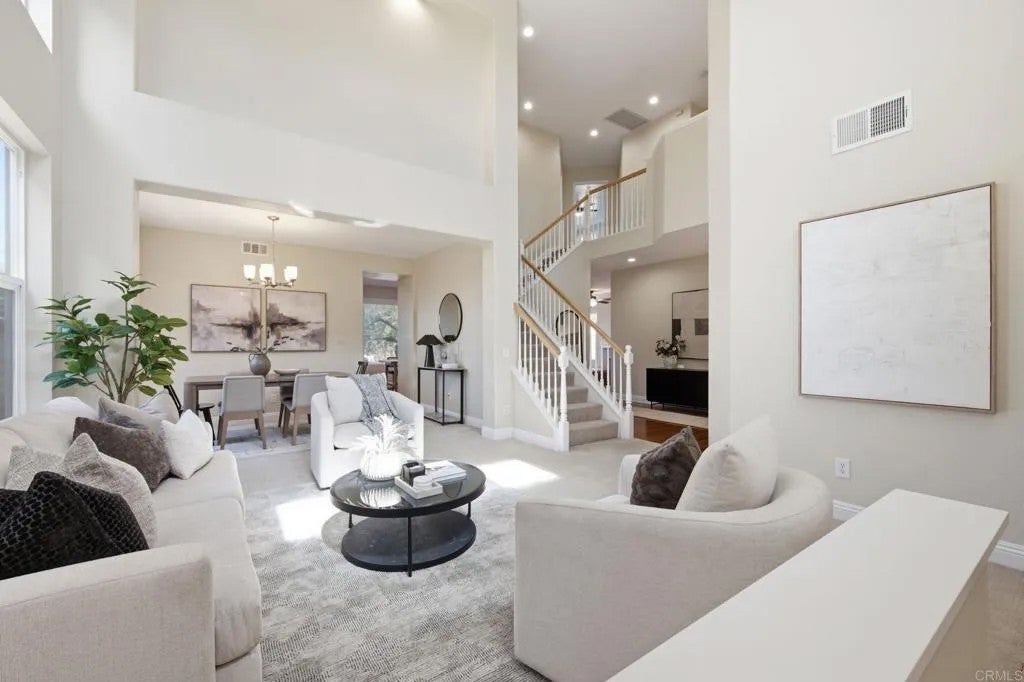 11086 Cedarcrest Way
