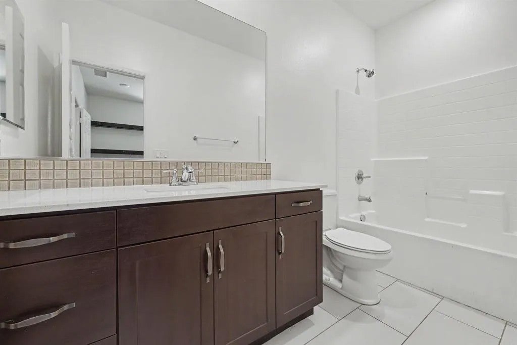 1320 sandcliff 42