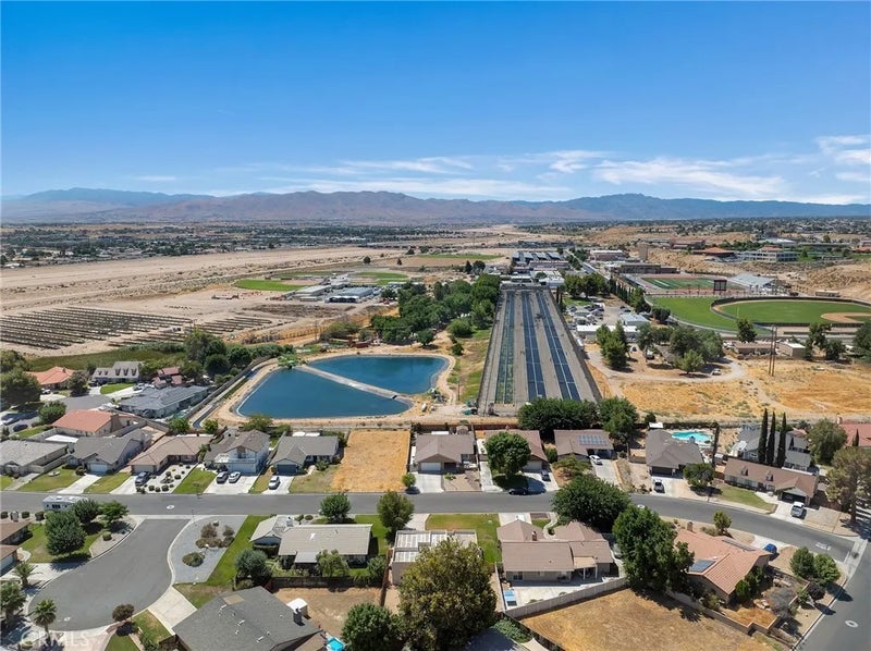 18440 Mountain Meadows Drive