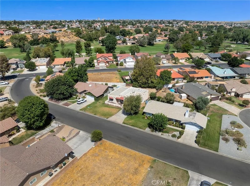 18440 Mountain Meadows Drive