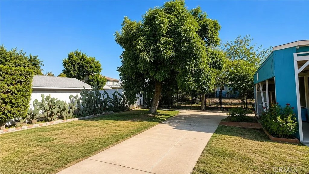 15827 Juarez