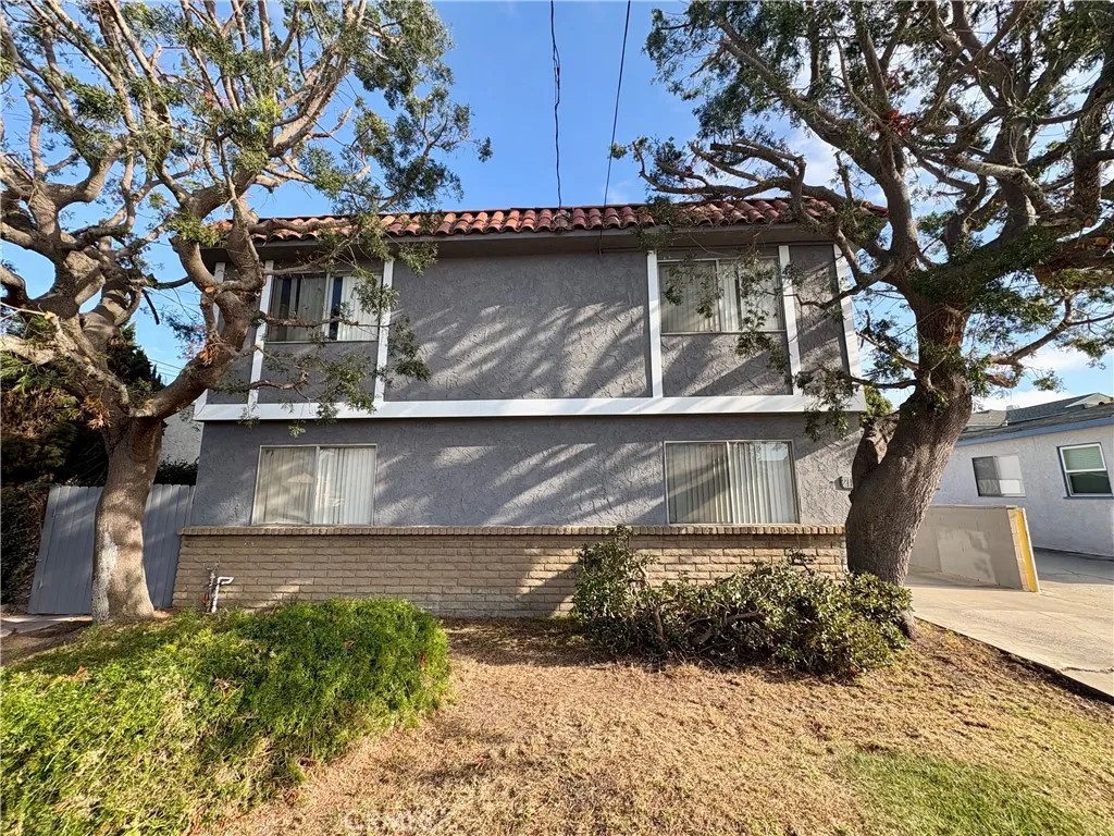 2110 Dufour Avenue