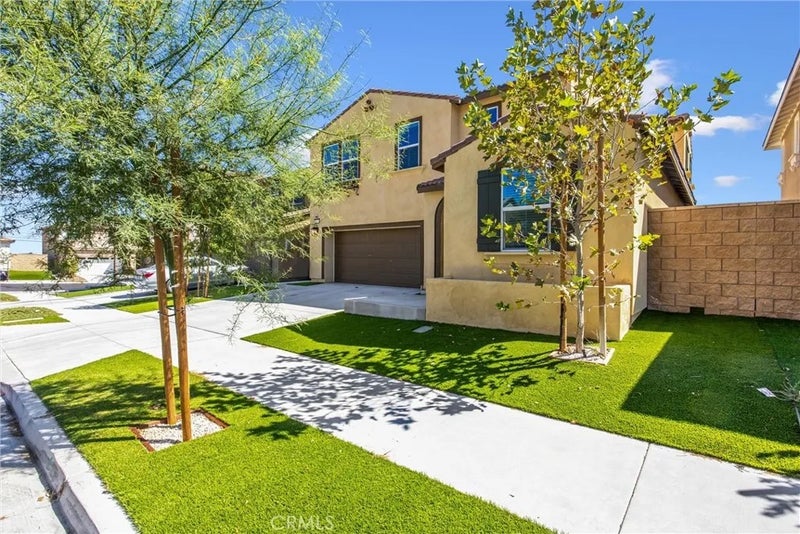 16775 Fern Pine