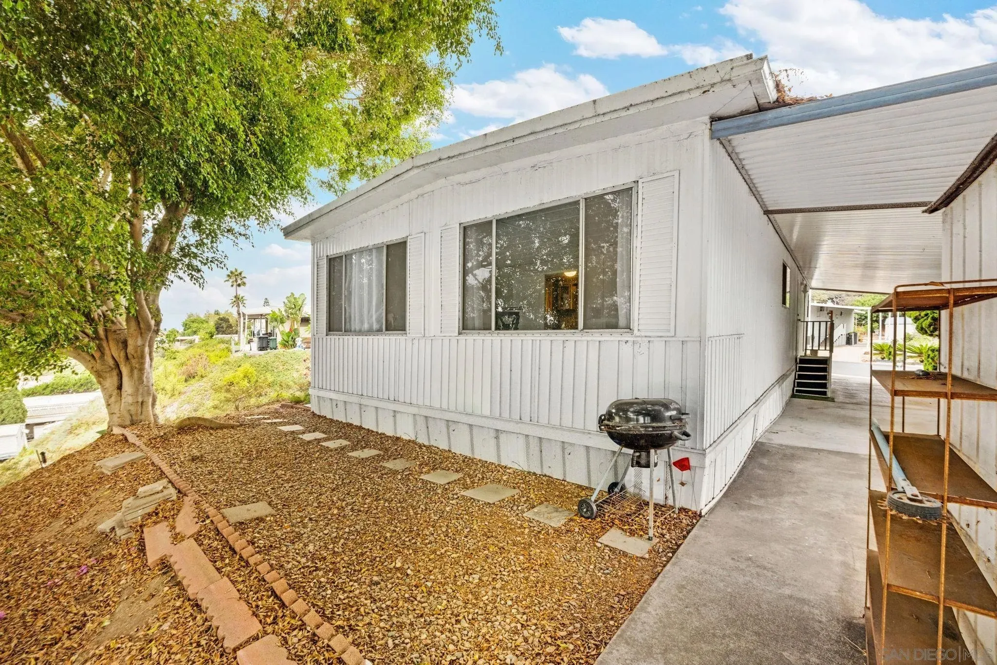 San Diego, California 92105, United States, 2 Bedrooms Bedrooms, ,2 BathroomsBathrooms,Residential,Active,178510